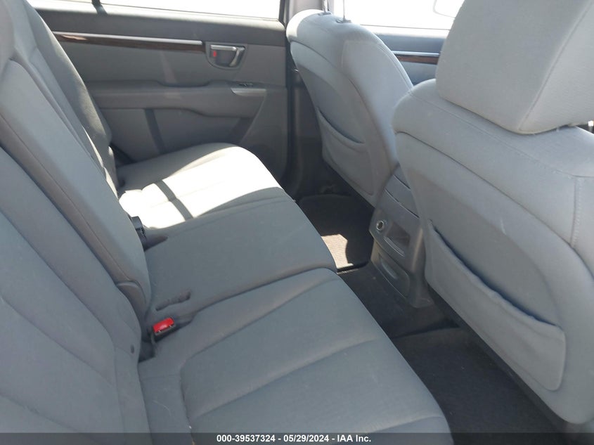 2010 Hyundai Santa Fe Gls VIN: 5NMSGDAB0AH400637 Lot: 39537324