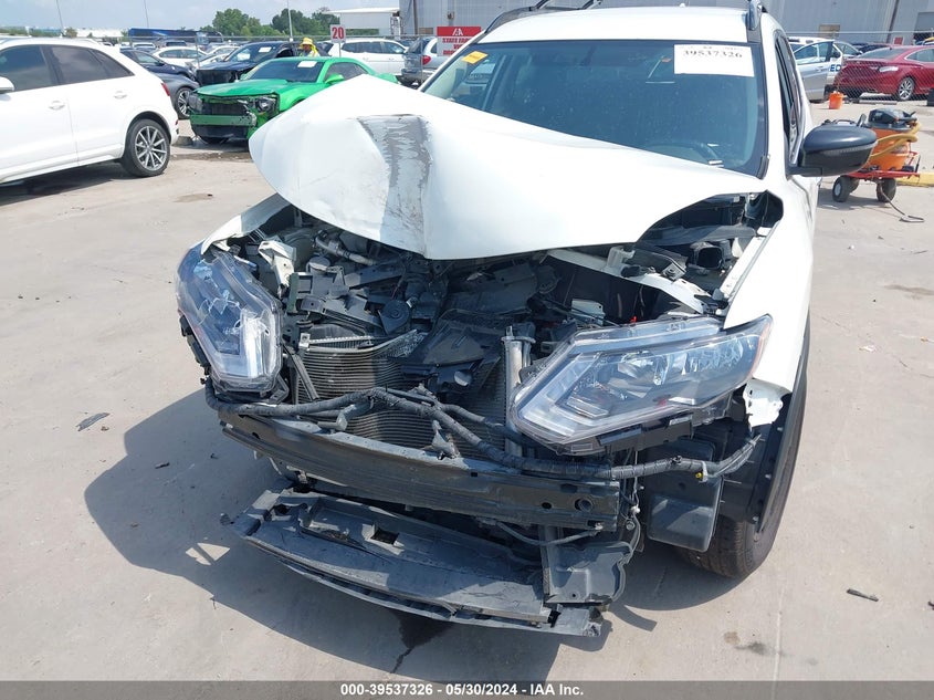 2017 Nissan Rogue Sv VIN: 5N1AT2MTXHC810706 Lot: 39537326
