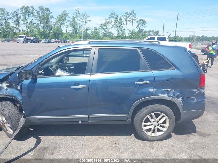2014 Kia Sorento Lx VIN: 5XYKT3A69EG514693 Lot: 39537354