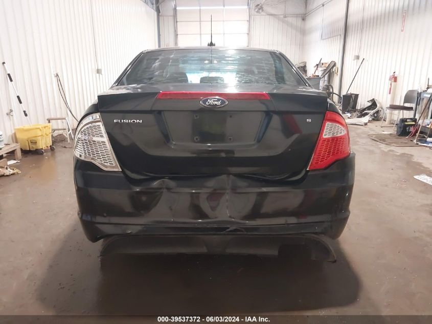 2010 Ford Fusion S VIN: 3FAHP0GA2AR167934 Lot: 39537372