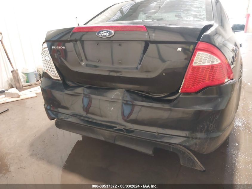 2010 Ford Fusion S VIN: 3FAHP0GA2AR167934 Lot: 39537372