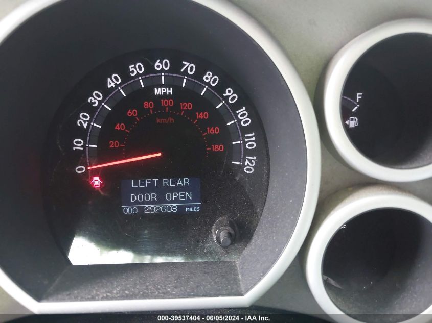 2011 Toyota Tundra Limited 5.7L V8 VIN: 5TFSY5F10BX100222 Lot: 39537404