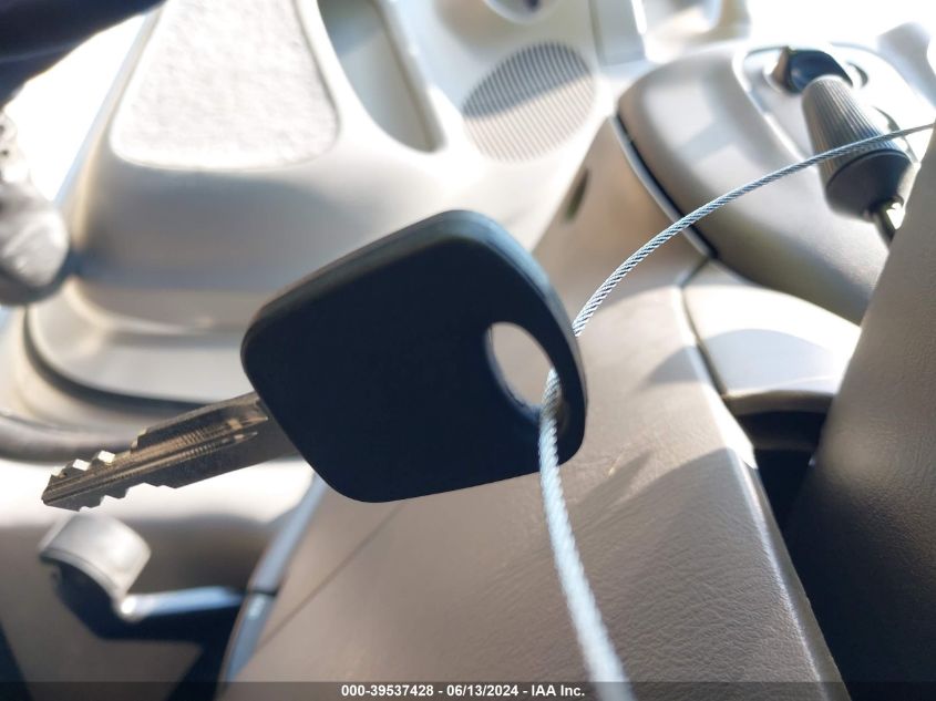 1998 Ford F-150 Lariat/Standard/Xl/Xlt VIN: 1FTZX18W6WKB65520 Lot: 39537428