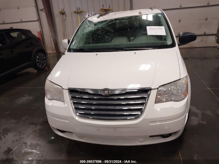 2010 Chrysler Town & Country Touring VIN: 2A4RR5D12AR369604 Lot: 39537596