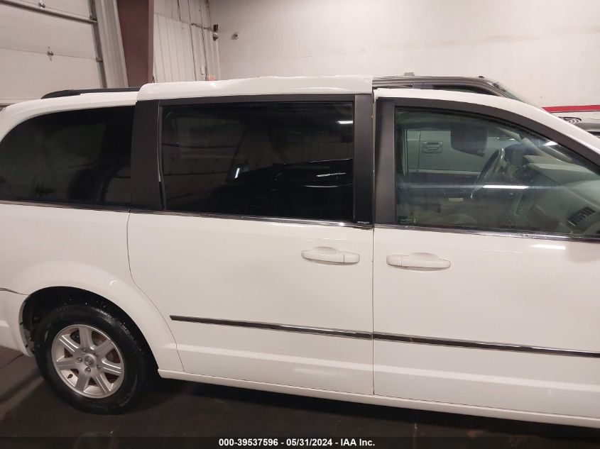 2010 Chrysler Town & Country Touring VIN: 2A4RR5D12AR369604 Lot: 39537596