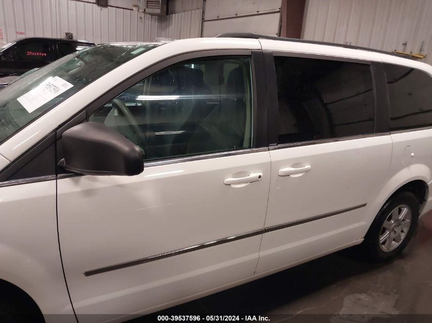 2010 Chrysler Town & Country Touring VIN: 2A4RR5D12AR369604 Lot: 39537596