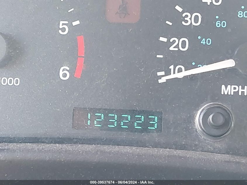 1998 Jeep Wrangler Sahara VIN: 1J4FY49S4WP712861 Lot: 39537674