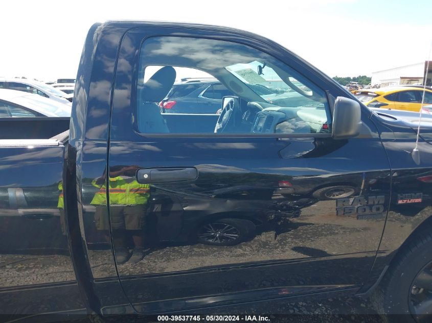 2019 Ram 1500 Classic Express Regular Cab 4X2 6'4 Box VIN: 3C6JR6AT1KG602871 Lot: 39537745