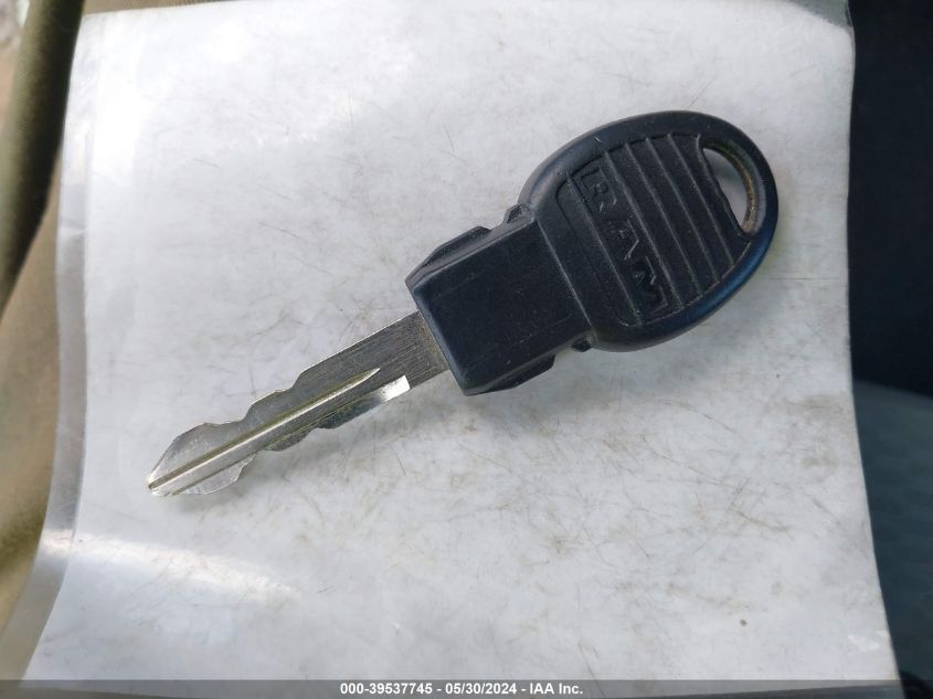 2019 Ram 1500 Classic Express Regular Cab 4X2 6'4 Box VIN: 3C6JR6AT1KG602871 Lot: 39537745