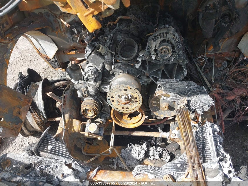 2004 Chevrolet Silverado 1500 Z71 VIN: 1GCEK19T44Z153257 Lot: 39537765