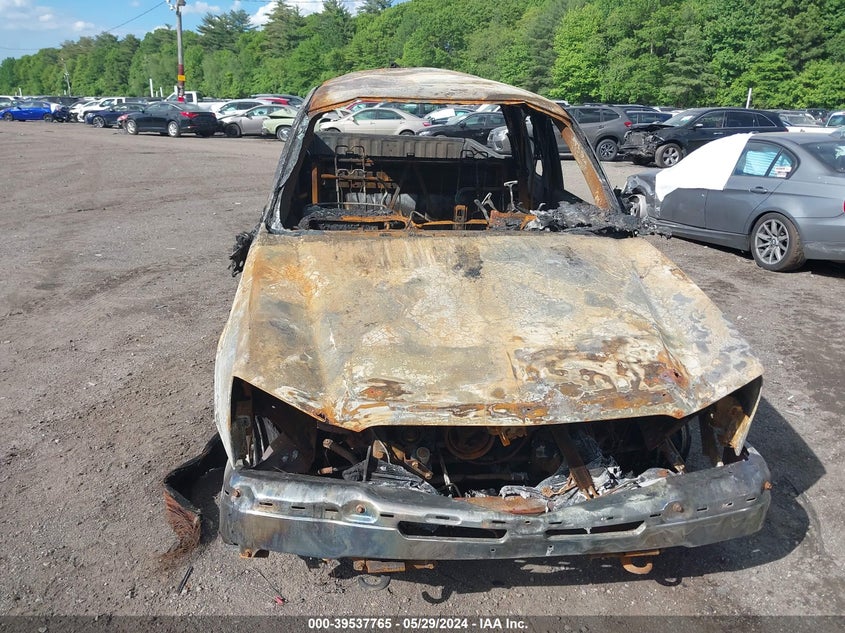 2004 Chevrolet Silverado 1500 Z71 VIN: 1GCEK19T44Z153257 Lot: 39537765