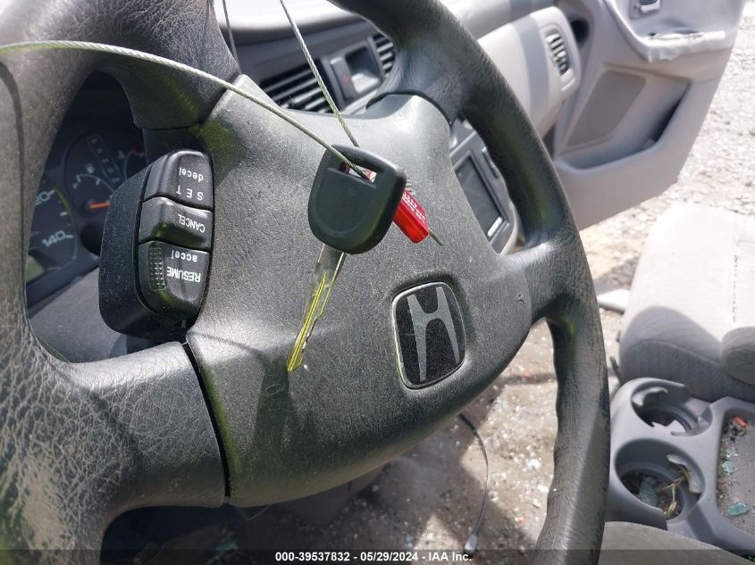 2002 Honda Odyssey Lx VIN: 5FNRL18582B027049 Lot: 39537832