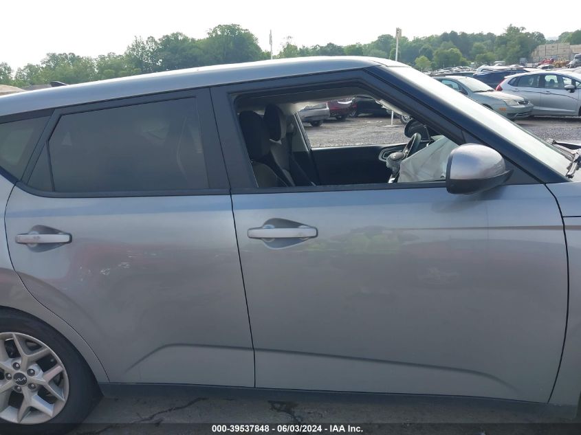 2022 Kia Soul Lx VIN: KNDJ23AU8N7825557 Lot: 39537848