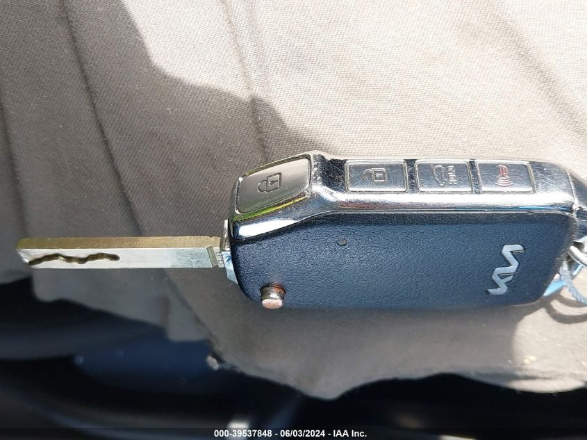 2022 Kia Soul Lx VIN: KNDJ23AU8N7825557 Lot: 39537848