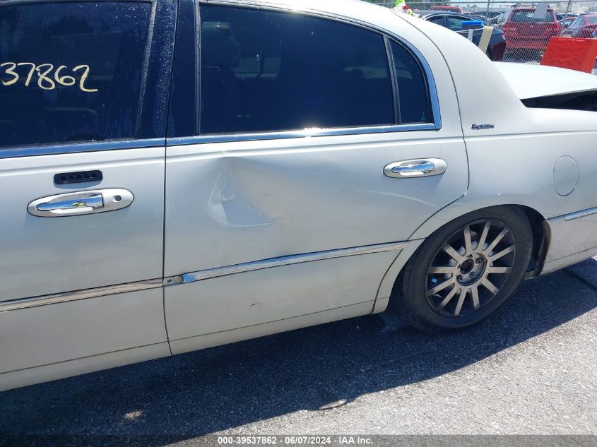 2006 Lincoln Town Car Signature VIN: 1LNHM81W46Y606514 Lot: 39537862