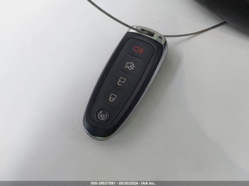 2015 Ford Focus Titanium VIN: 1FADP3N27FL292123 Lot: 39537891