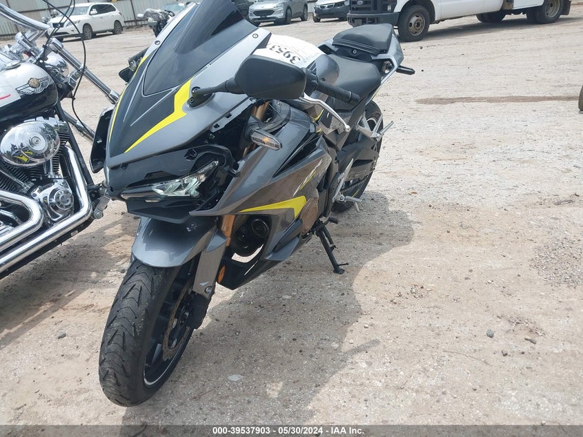VIN MLHPC6250P5401060 2023 HONDA CBR500 RA