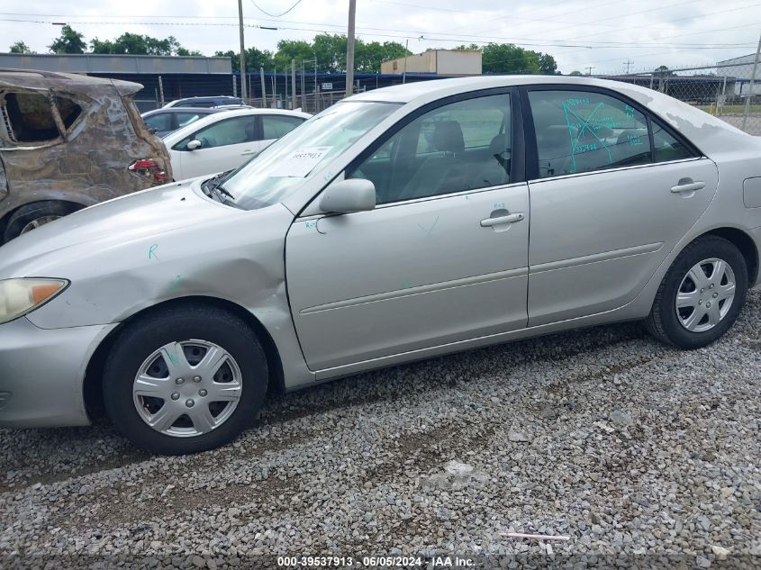 2005 Toyota Camry Le VIN: 4T1BE32K05U993800 Lot: 39537913