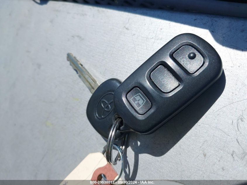 2003 Toyota 4Runner Sr5 V6 VIN: JTEBU14RX30016105 Lot: 39538017