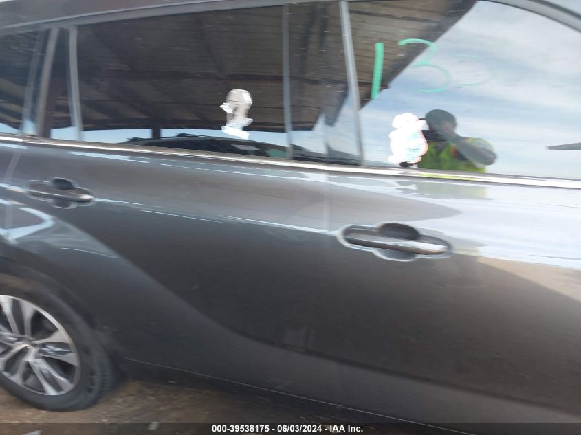 2022 Toyota Highlander Xle VIN: 5TDHZRBH7NS591738 Lot: 39538175