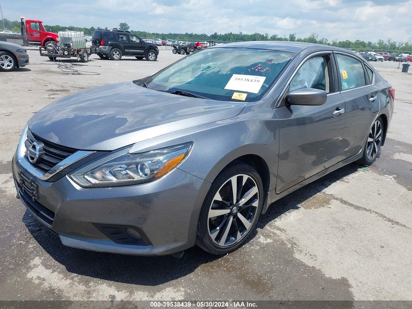 VIN 1N4AL3AP1JC472206 2018 NISSAN ALTIMA 2.5 SR