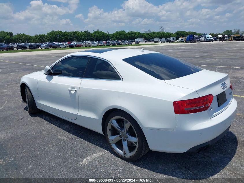 2011 Audi A5 2.0T Premium VIN: WAULFAFR6BA028922 Lot: 39538491