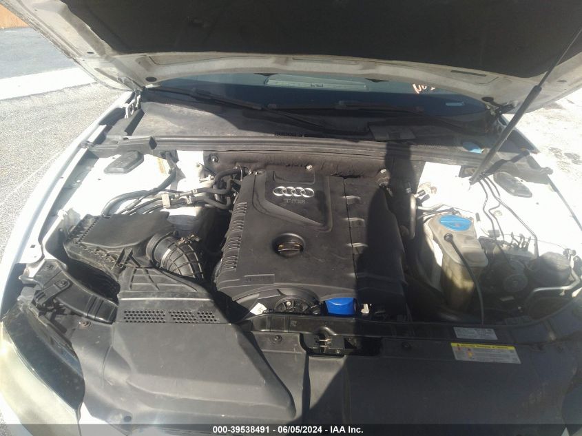 2011 Audi A5 2.0T Premium VIN: WAULFAFR6BA028922 Lot: 39538491