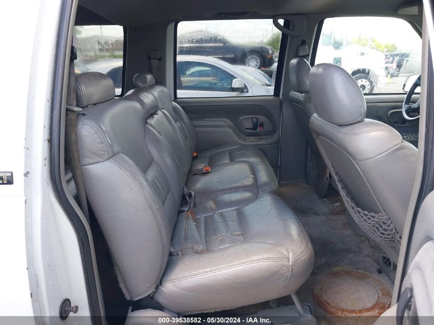 1996 Chevrolet Suburban K1500 VIN: 3GNFK16R6TG136334 Lot: 39538582