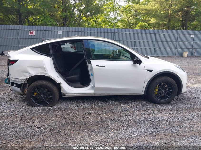 2021 Tesla Model Y Long Range Dual Motor All-Wheel Drive VIN: 5YJYGDEE2MF065675 Lot: 39538770