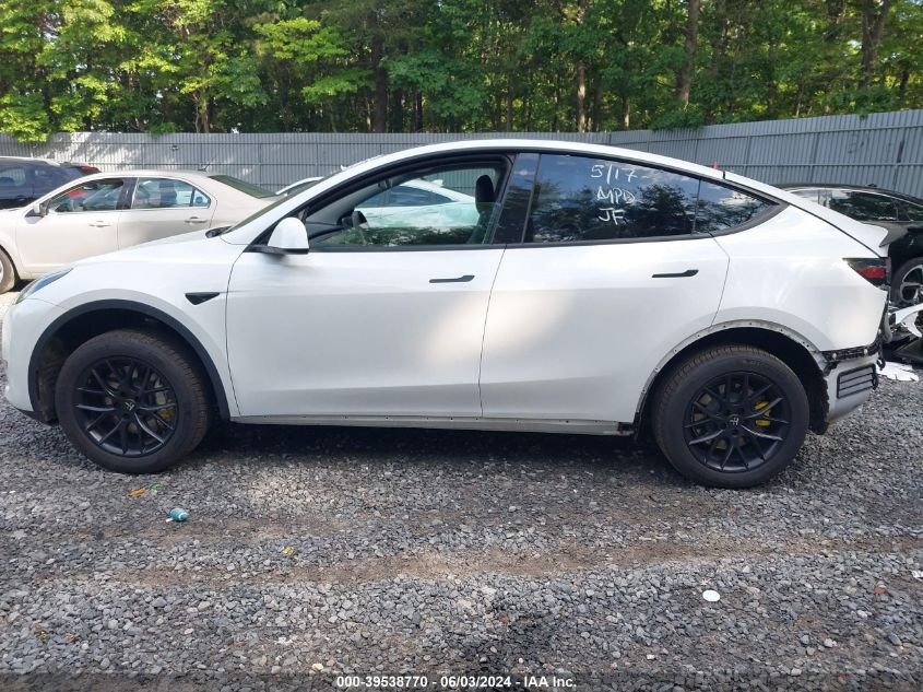 2021 Tesla Model Y Long Range Dual Motor All-Wheel Drive VIN: 5YJYGDEE2MF065675 Lot: 39538770