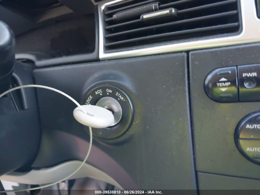 2008 Chrysler Pacifica Touring VIN: 2A8GM68X38R643718 Lot: 39538810