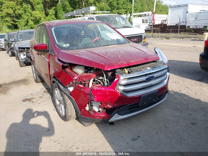 2017 Ford Escape Se VIN: 1FMCU9GD0HUB94561 Lot: 39538916