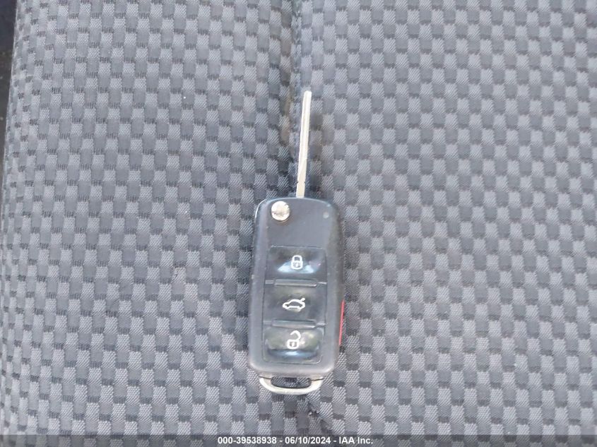 2012 Volkswagen Passat 2.5L S VIN: 1VWAP7A3XCC078190 Lot: 39538938