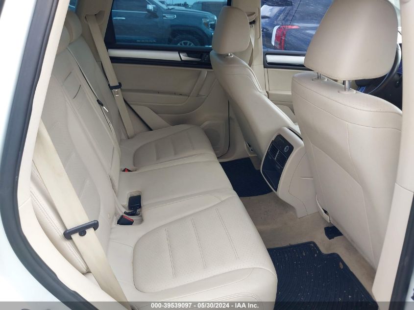 2012 Volkswagen Touareg Tdi Sport VIN: WVGEK9BP7CD010256 Lot: 39539097