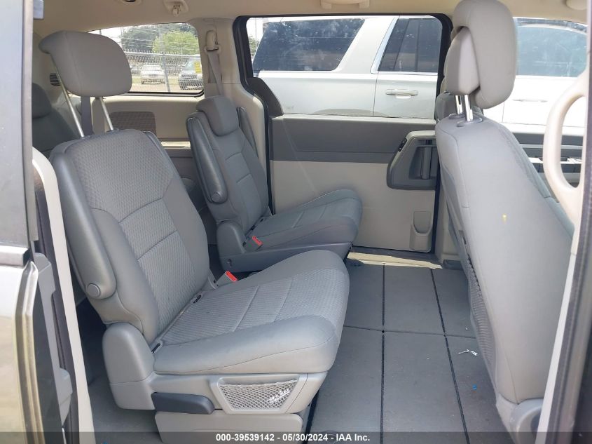 2010 Dodge Grand Caravan Hero VIN: 2D4RN3D12AR363696 Lot: 39539142