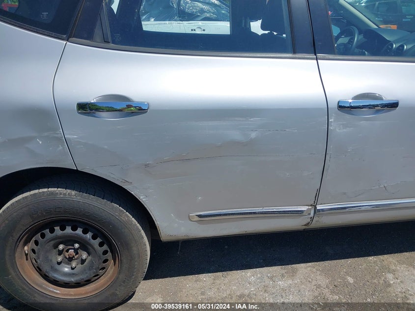 2014 Nissan Rogue Select S VIN: JN8AS5MV1EW200315 Lot: 39539161