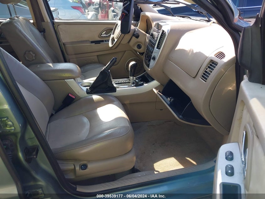 2006 Mercury Mariner Luxury/Premier VIN: 4M2CU56126KJ16662 Lot: 39539177