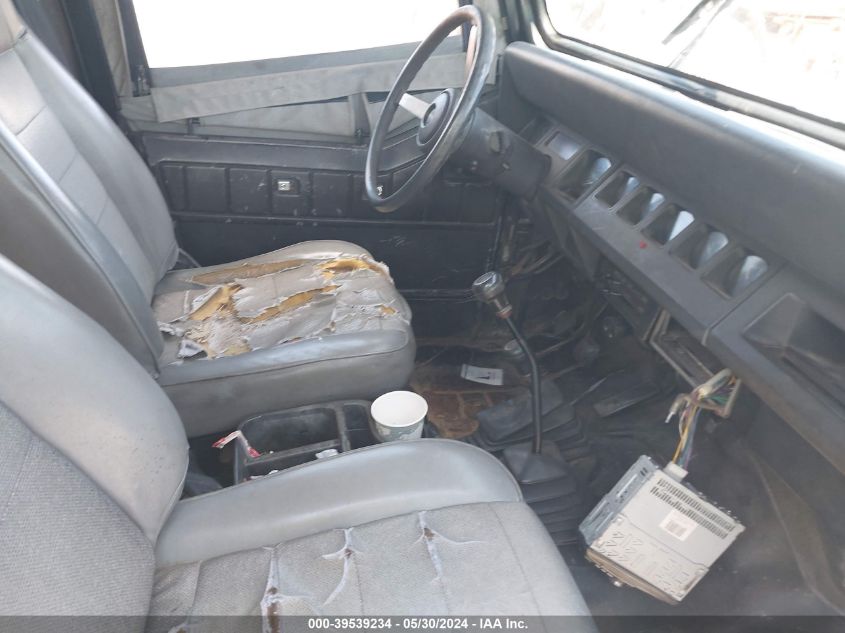 1995 Jeep Wrangler / Yj S/Rio Grande VIN: 1J4FY19PXSP313909 Lot: 39539234