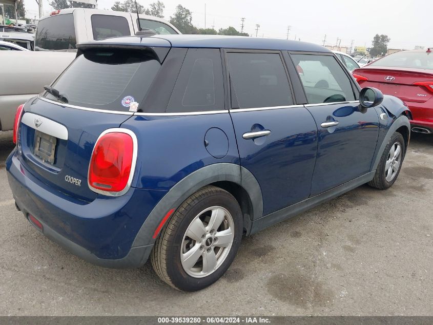 2015 Mini Hardtop Cooper VIN: WMWXS5C53FT827556 Lot: 39539280