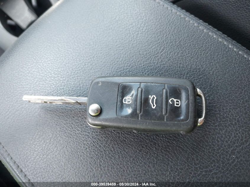 2014 Volkswagen Passat 1.8T Wolfsburg Edition VIN: 1VWAT7A37EC086228 Lot: 39539459