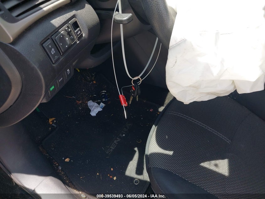 2015 Nissan Sentra S VIN: 3N1AB7AP4FY262057 Lot: 39539493