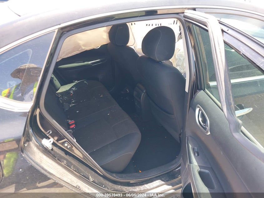 2015 Nissan Sentra S VIN: 3N1AB7AP4FY262057 Lot: 39539493