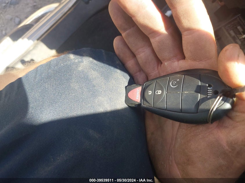 2009 Dodge Ram 1500 Slt/Sport/Trx VIN: 1D3HV18P39S784811 Lot: 39539511