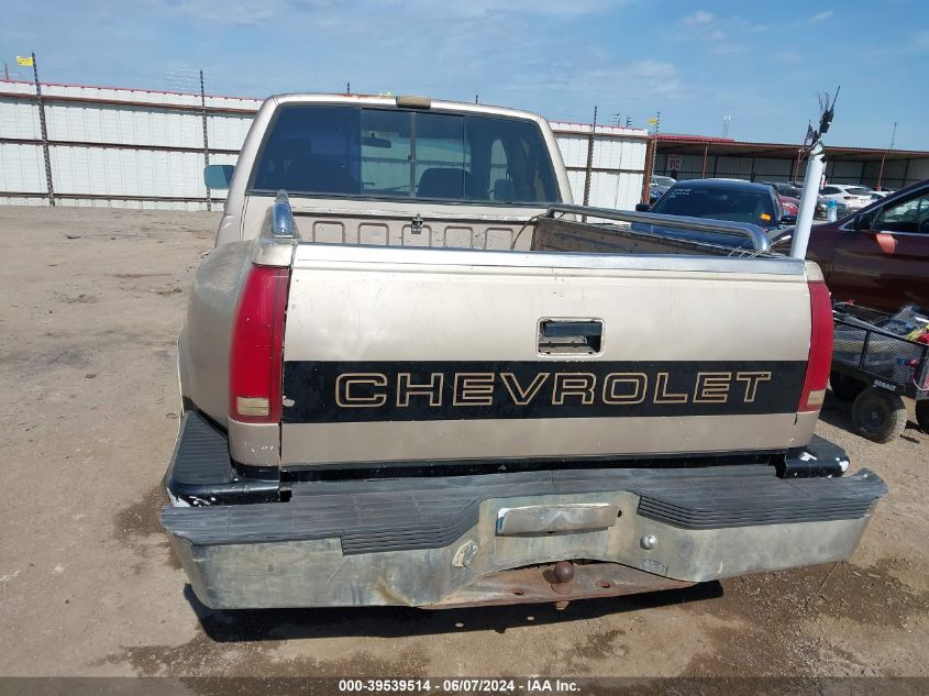 1992 Chevrolet Gmt-400 K1500 VIN: 2GCEK19K1N1118435 Lot: 39539514