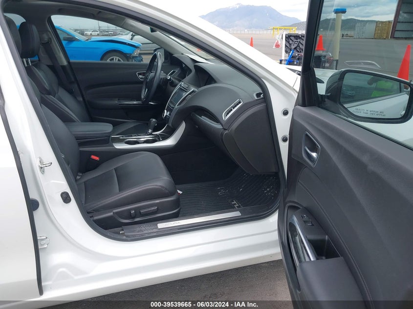 2018 Acura Tlx VIN: 19UUB1F30JA006283 Lot: 39539665