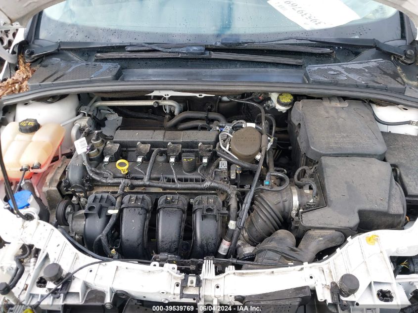 2016 Ford Focus Titanium VIN: 1FADP3J2XGL200817 Lot: 39539769