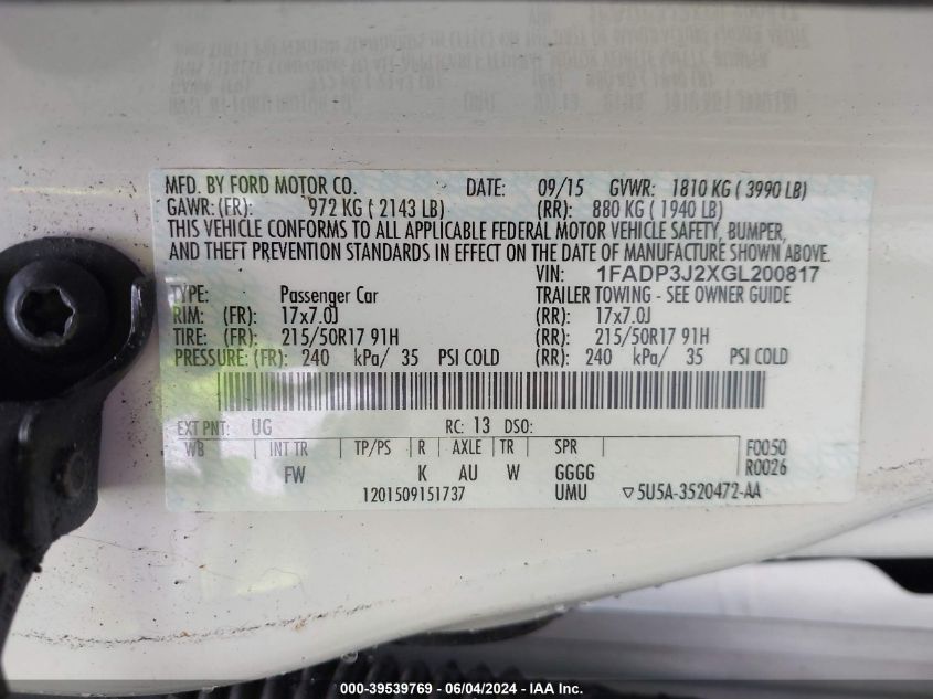 2016 Ford Focus Titanium VIN: 1FADP3J2XGL200817 Lot: 39539769