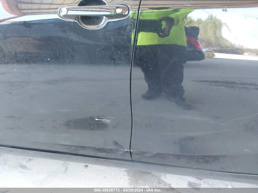 2015 Toyota Camry Se VIN: 4T1BF1FK4FU081135 Lot: 39539773