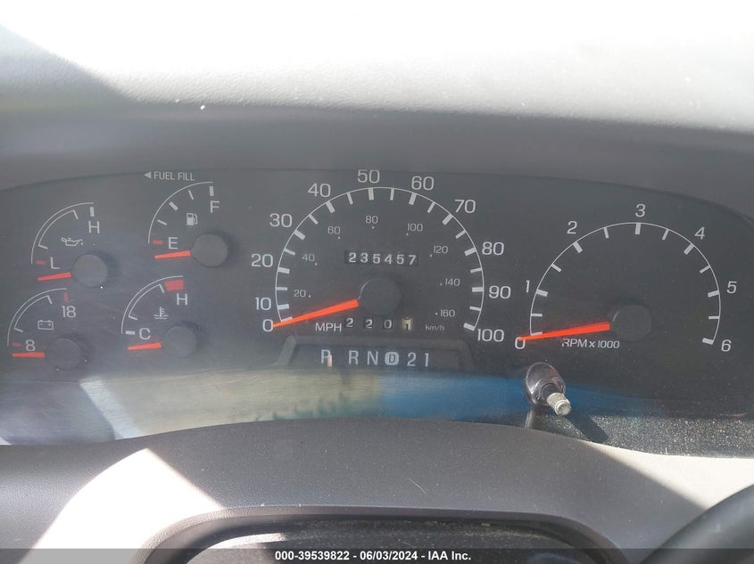 1999 Ford F-250 Lariat/Xl/Xlt VIN: 1FDNF20LXXEB33495 Lot: 39539822