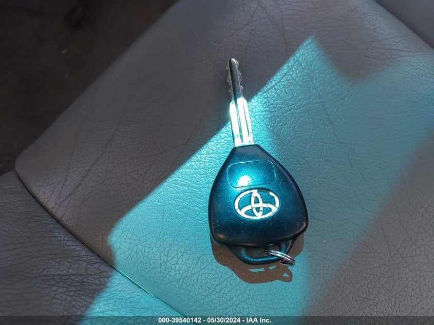 2009 Toyota Camry Le VIN: 4T4BE46K99R099516 Lot: 39540142